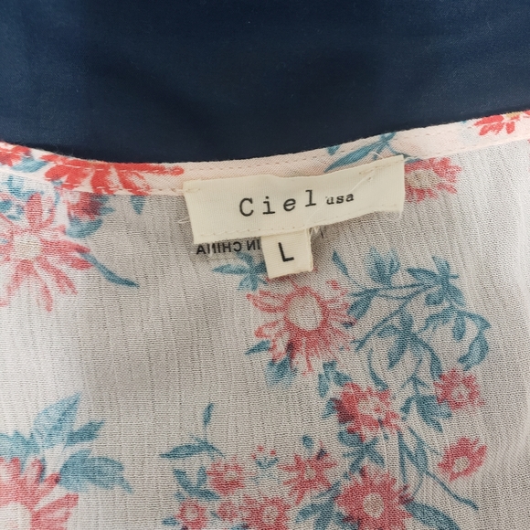 Large floral print dress - Picture 2 of 3